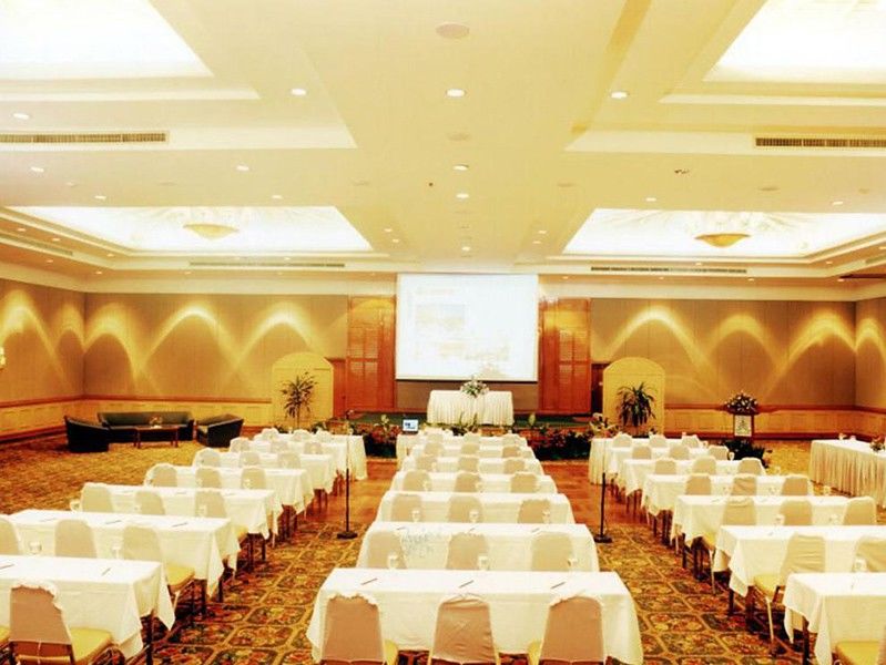 Pavilion Rim Kwai Resort Kanchanaburi Extérieur photo